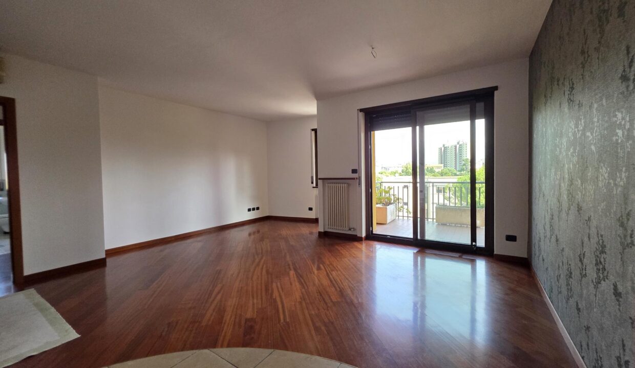 resized_20250721_105605