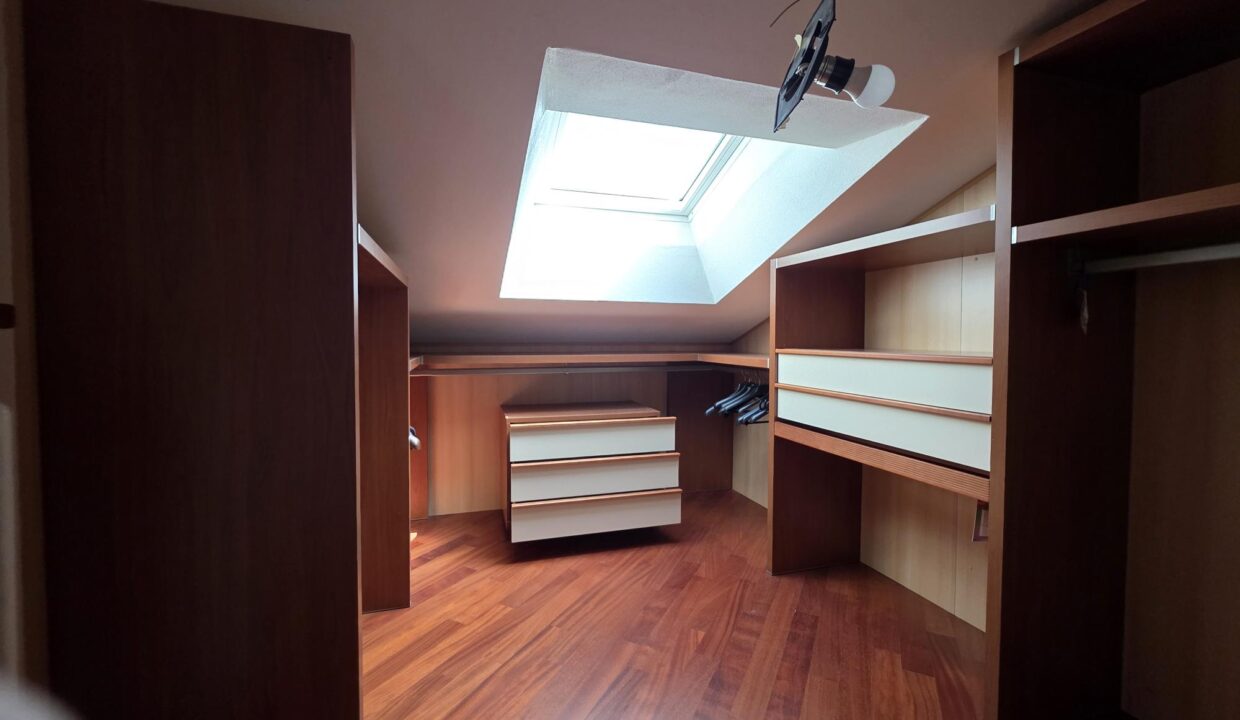 resized_20250721_110242